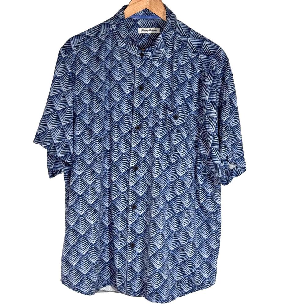 Tommy Bahama 100% Silk Shirt Men's XL‎ Short Sleeve Blue Geometric Wave Pattern